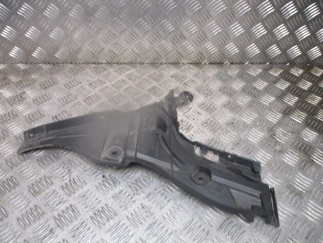 2014 GENUINE AUDI A3 8V PASSENGER SIDE REAR BUMPER BRACKET 8V4807377A
