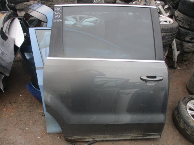 2014 GENUINE VW SHARAN REAR RIGHT DRIVER SIDE BARE SHELL DOOR OSR - Image 2