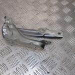 2016 GENUINE SKODA OCTAVIA FRONT RIGHT DRIVER SIDE BONNET HINGE 5E0823302
