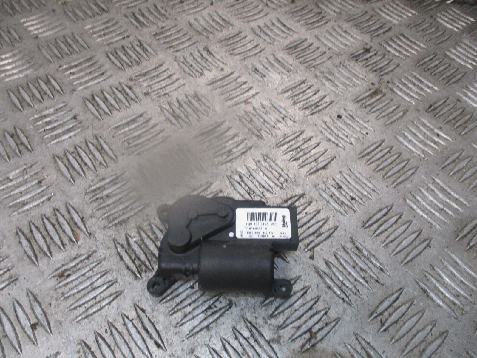 2015 GENUINE VW GOLF MK7 HEATER FLAP ACTUATOR MOTOR 5Q0907511A