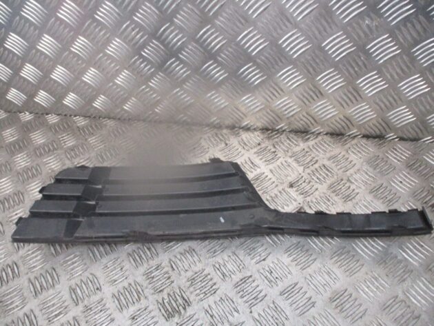2016 GENUINE AUDI A3 FRONT LEFT PASSENGER SIDE BUMPER FOG LIGHT GRILL 8V3807681A - Image 3