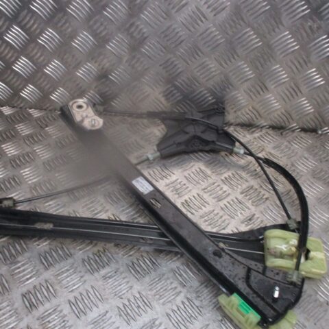 2016 GENUINE VW PASSAT B8 FRONT RIGHT DRIVER SIDE WINDOW REGULATER 3G0837462C