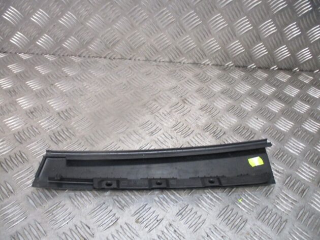 2016 AUDI A3 SALOON REAR LEFT PASSENGER SIDE DOOR B PILLAR TRIM 8V5839901 OEM - Image 3