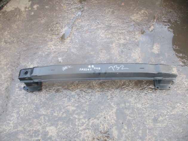 2016 GENUINE VW PASSAT B8 REAR REINFORCEMENT CRASH BAR - Image 2