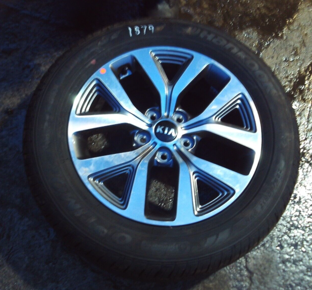 2014 GENUINE KIA SPORTAGE 17''INCH ALLOY WHEEL TYRE 225/60R17 52810-3W610