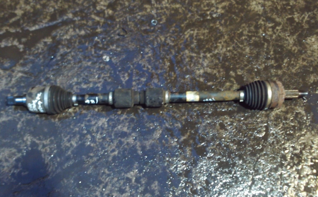 2014 GENUINE KIA SPORTAGE 1.7 CRDI FRONT RIGHT DRIVER SIDE DRIVESHAFT 495012Y930