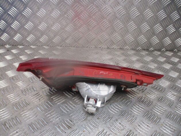 2014 TOYOTA AURIS ESTATE INNER REAR RIGHT DRIVER SIDE INNER TAILLIGHT LAMP OEM - Image 3