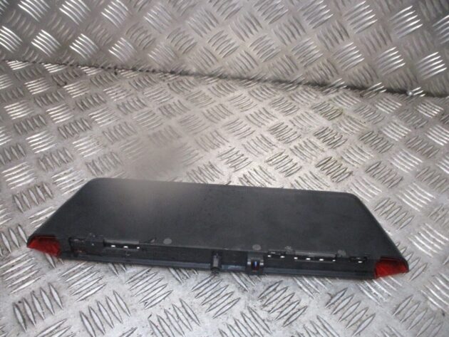 2016 GENUINE VW PASSAT B8 SALOON HIGH LEVEL THIRD BRAKE LIGHT LAMP 3G5945087 - Image 3