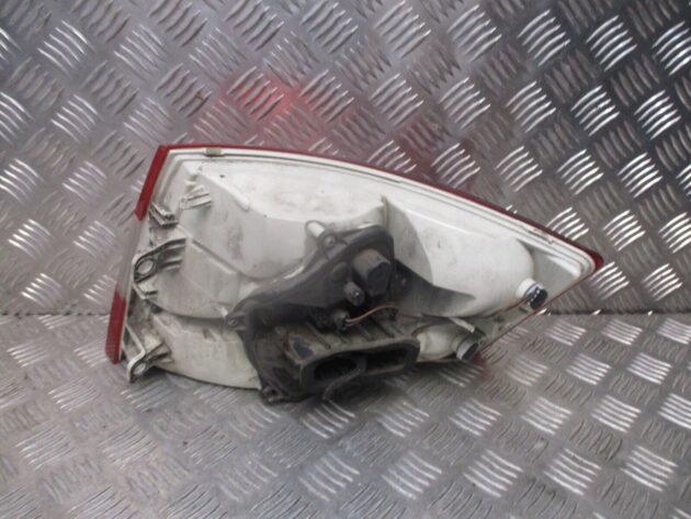 2016 SKODA OCTAVIA HATCHBACK REAR LEFT PASSENGER SIDE TAILLIGHT LAMP 5E5945095 - Image 3