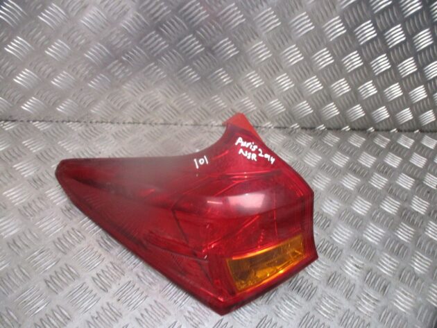 2014 GENUINE TOYOTA AURIS ESTATE REAR LEFT PASSENGER SIDE TAILLIGHT LAMP NSR - Image 2