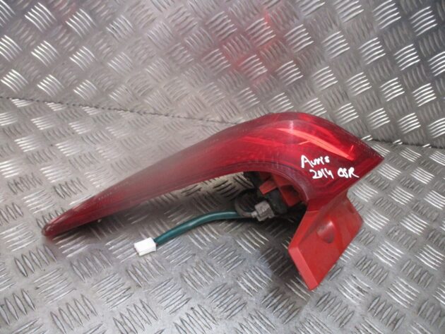 2014 GENUINE TOYOTA AURIS ESTATE REAR RIGHT DRIVER SIDE TAILLIGHT LAMP OSR - Image 3