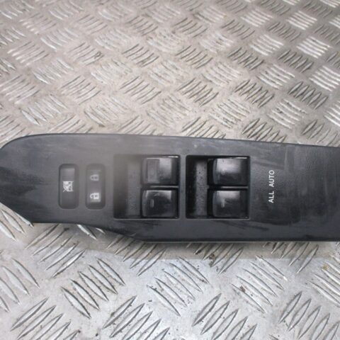 2014 GENUINE TOYOTA AURIS FRONT RIGHT DRIVER SIDE WINDOW SWITCH 74231-02D30