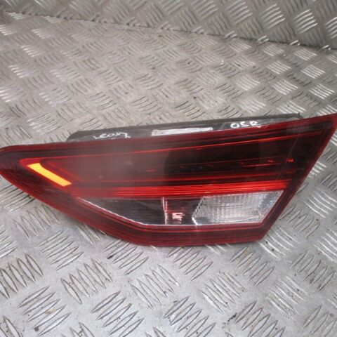 2015 GENUINE SEAT LEON HATCHBAK REAR RIGHT DRIVER SIDE INNER TAILLIGHT LAMP OSR