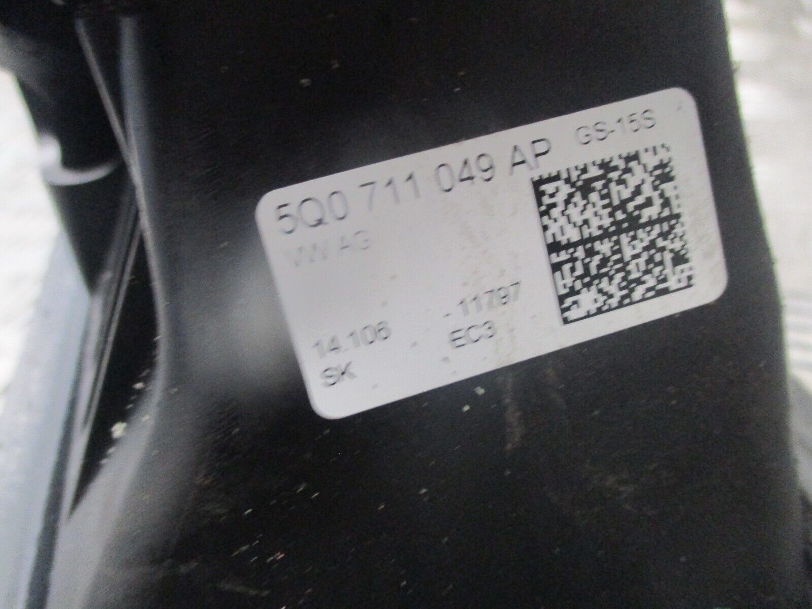 2014 GENUINE AUDI A3 8V 6 SPEED GEAR SLECTOR LINKAGE 5Q0711049AP - Image 2