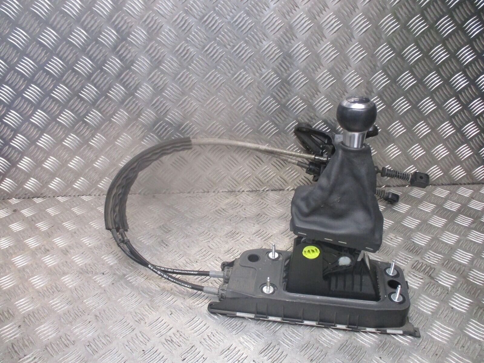 2014 GENUINE AUDI A3 8V 6 SPEED GEAR SLECTOR LINKAGE 5Q0711049AP - Image 4