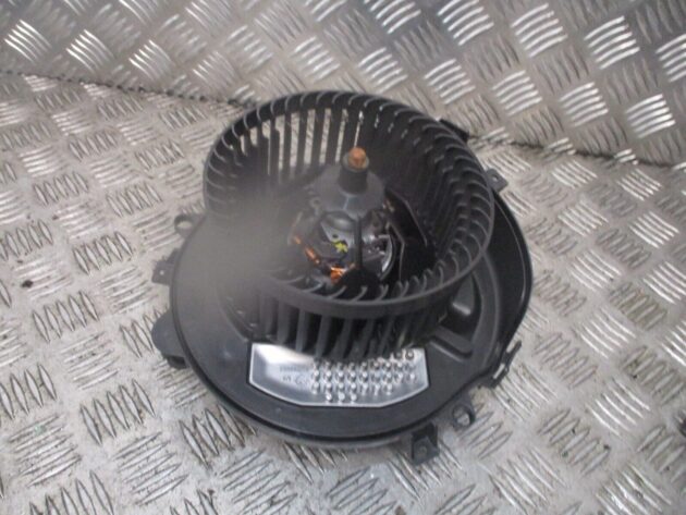 2014 GENUINE AUDI A3 8V HEATER BLOWER MOTOR FAN 5Q0907521A - Image 2