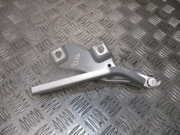2016 GENUINE VW PASSAT B8 FRONT RIGHT DRIVER SIDE BONNET HINGE 3G0823302 - Image 3