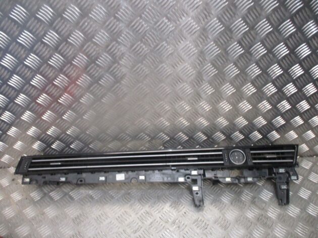 2016 GENUINE VW PASSAT B8 DASHBOARD AIR VENT CENTRE 3G2857083