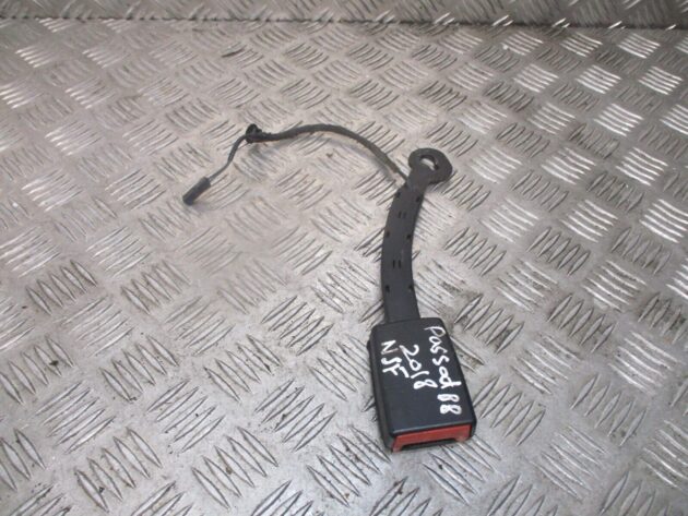 2016 GENUINE VW PASSAT B8 FRONT LEFT PASSENGER SIDE SEAT BELT BUCKLE STALK - Image 3