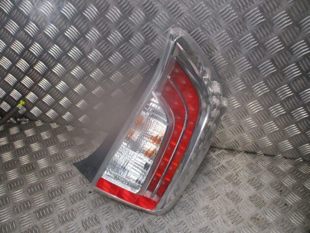 2012 GENUINE TOYOTA PRIUS REAR RIGHT DRIVER SIDE BODY LIGHT LAMP OSR - Image 3