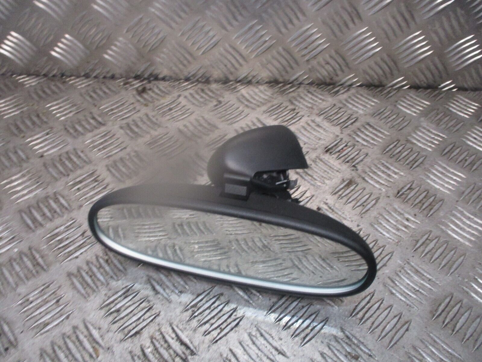 2016 GENUINE AUDI A3 8V REAR INTERIOR DISTANCE VIEW MIRROR E1020995