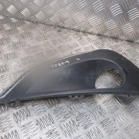 2016 GENUINE PEUGEOT 208 FRONT LEFT PASSENGER SIDE FOG LIGHT GRILL