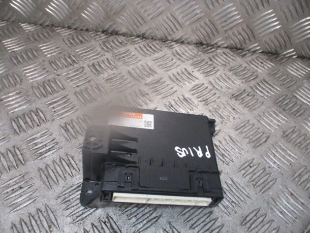 2012 GENUINE TOYOTA PRIUS TEMPERATURE SENSOR CONTROL MODULE UNIT 8865047320 - Image 2