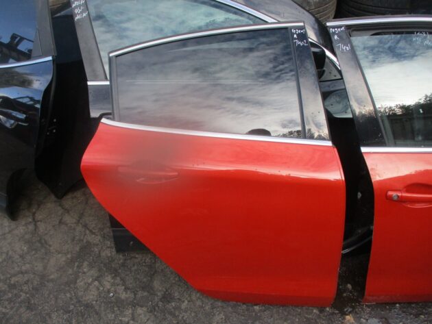 2016 GENUINE PEUGEOT 208 REAR RIGHT DRIVER SIDE BARE SHELL DOOR OSR - Image 2