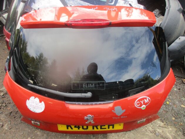 2016 GENUINE PEUGEOT 208 REAR BARE SHELL TAILGATE BOOTLID