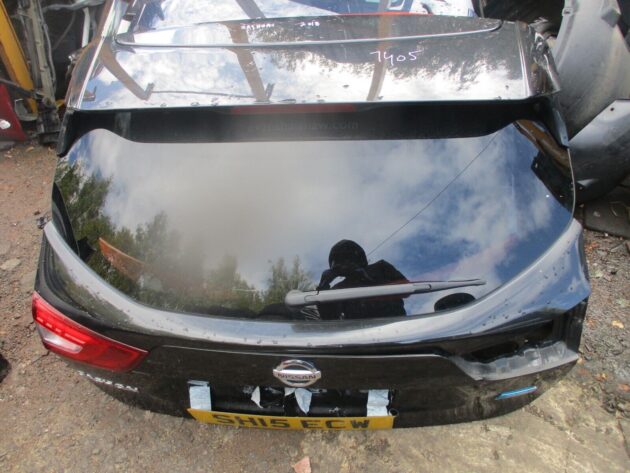 2015 GENUINE NISSAN QASHQAI REAR BARE SHELL TAILGATE BOOTLID - Image 3