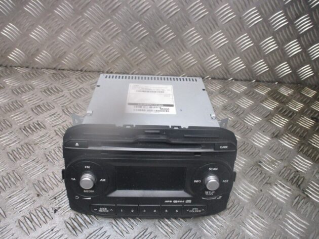 2012 GENUINE KIA PICANTO RADIO CD PLAYER HEAD UNIT 961701Y201MB2 - Image 2