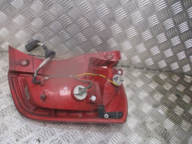 2012 GENUINE KIA PICANTO DRIVER SIDE REAR BRAKE LIGHT LAMP 924021Y0 - Image 3