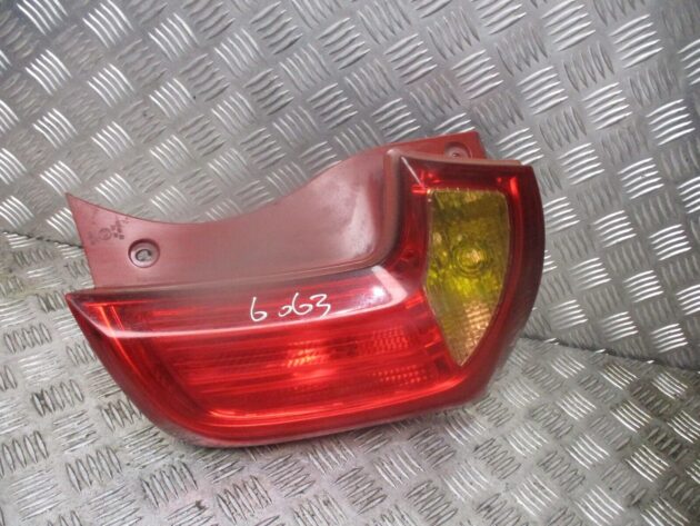 2012 GENUINE KIA PICANTO REAR LEFT PASSENGER SIDE TAILLIGHT LAMP 924011Y0