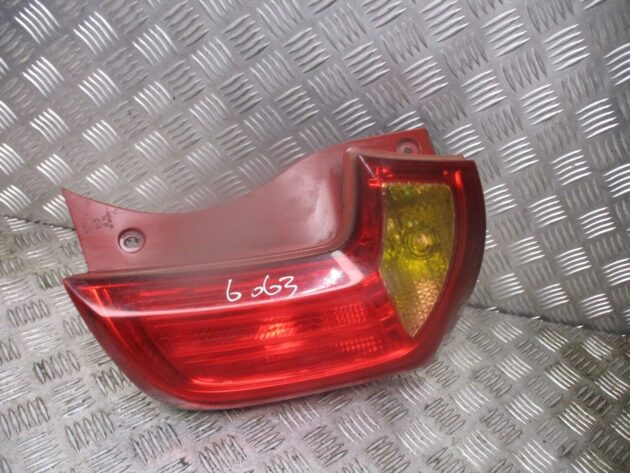 2012 GENUINE KIA PICANTO REAR LEFT PASSENGER SIDE TAILLIGHT LAMP 924011Y0 - Image 2