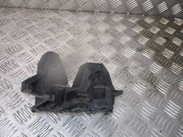 2017 GENUINE VW PASSAT B8 REAR RIGHT MOUNTING BUMPER BRACKET 3G9807484A - Image 2