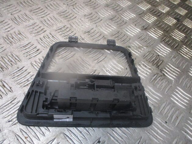 2018 GENUINE VW SHARAN 7N CENTRE CONSOLE SURROUND TRIM & SWITCH 7N2959521 - Image 3