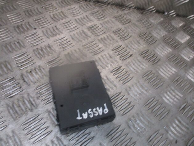 2016 GENUINE VW PASSAT B8 KEYLESS ENTRY CONTROL MODULE UNIT 3Q0959435F - Image 2