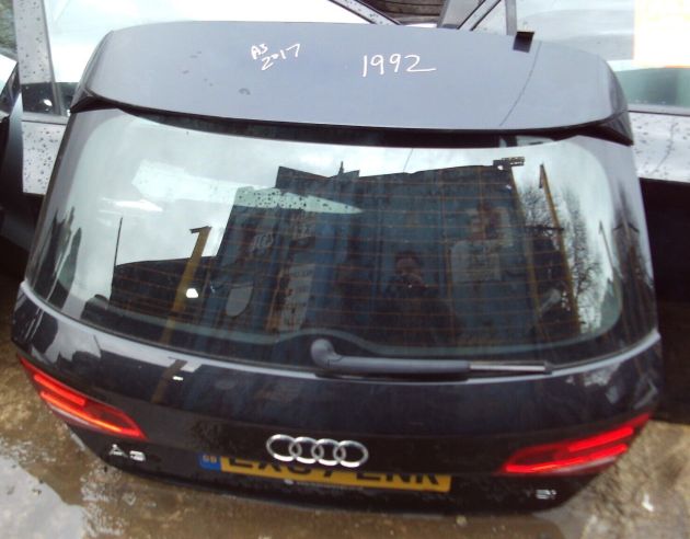 2017 GENUINE AUDI A3 8V HATCHBACK REAR SHELL TAILGATE BOOTLID
