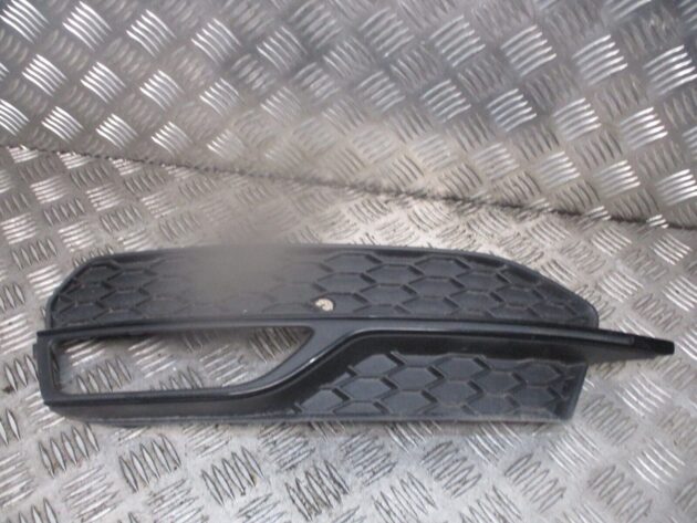 2014 AUDI A3 8V FRONT LEFT PASSENGER SIDE BUMPER FOG LIGHT GRILL 8V3807681G OEM - Image 2