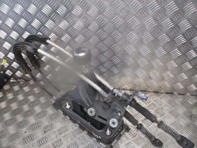 2014 GENUINE AUDI A3 8V 6 SPEED MANUAL GEAR SELECTOR & LINKAGE 5Q0711049AQ - Image 2
