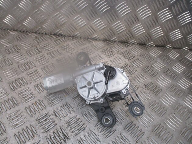2016 GENUINE SKODA OCTAVIA REAR WINDSCREEN WIPER MOTOR 5E5955711C - Image 2