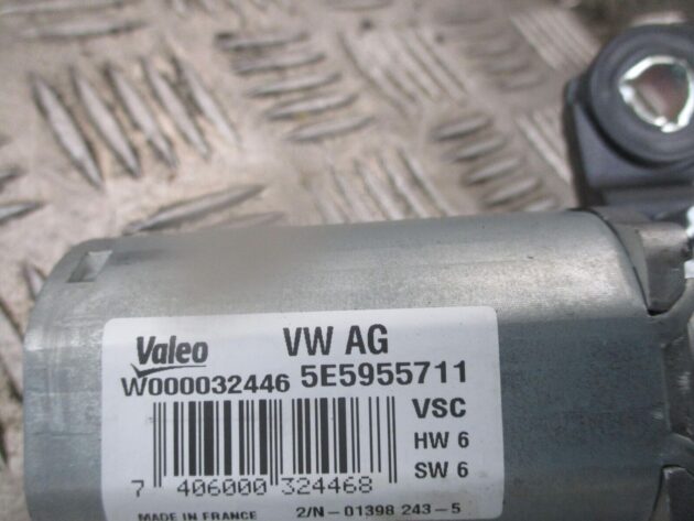 2016 GENUINE SKODA OCTAVIA REAR WINDSCREEN WIPER MOTOR 5E5955711C - Image 3