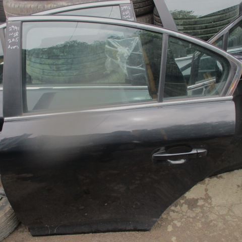 2015 GENUINE TOYOTA AVENSIS SALOON REAR LEFT PASSENGER SIDE BARE SHELL DOOR