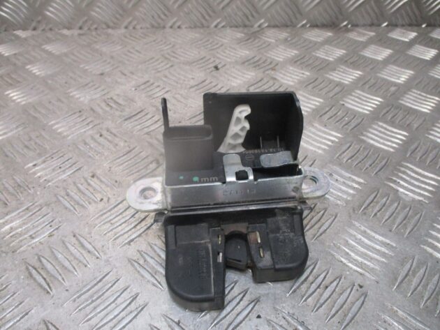 2013 GENUINE VW GOLF MK7 REAR TAILGATE BOOT LOCK MECHANISM 5G6827505 - Image 2