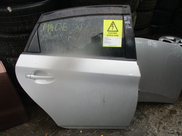 2012 GENUINE TOYOTA PRIUS REAR RIGHT DRIVER SIDE BARE SHELL DOOR OSR - Image 2