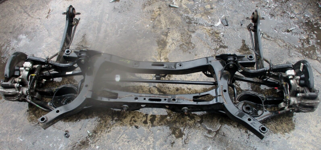 2019 GENUINE HYUNDAI IONIQ HYBRID REAR COMPLETE AXLE
