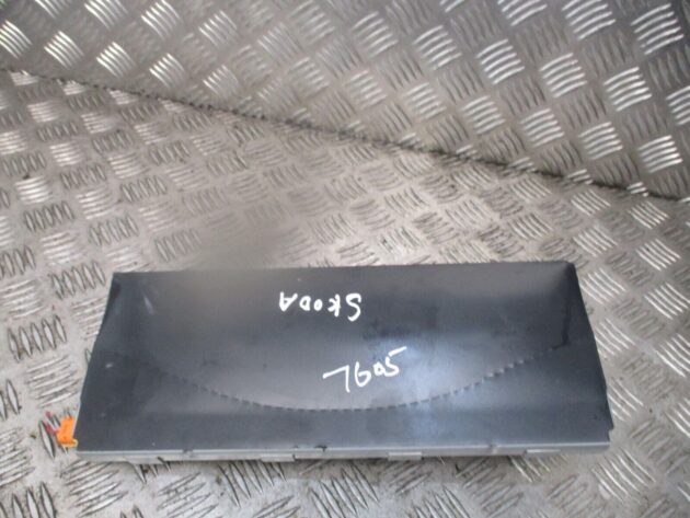 2016 GENUINE SKODA OCTAVIA FRONT RIGHT DRIVER SIDE KNEE BAG 5G2880842D