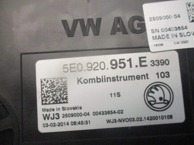 2014 GENUINE SKODA OCTAVIA SPEEDOMETER INSTRUMENT CLUSTER CLOCK 5E0920951E - Image 3