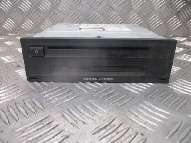 2014 GENUINE SKODA OCTAVIA MULTIMEDIA CD PLAYER HEAD UNIT 5E0035820A - Image 4