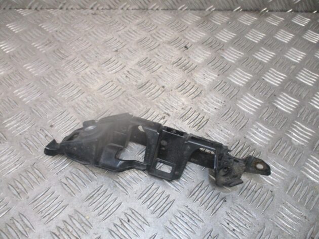 2013 GENUINE VW GOLF MK7 FRONT RIGHT DRIVER SIDE WING FENDER BRACKET 5G0807184A